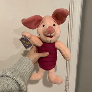 Mattel Disney’s Winnie the Pooh Piglet I Sniffle Stuffed Plush Animal 1994 NWT